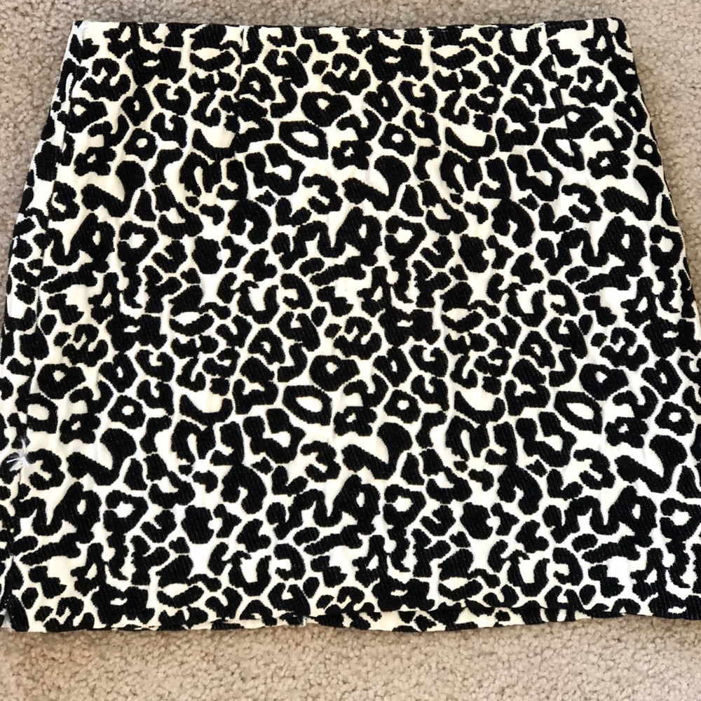Kendall & Kylie Cheetah Skirt